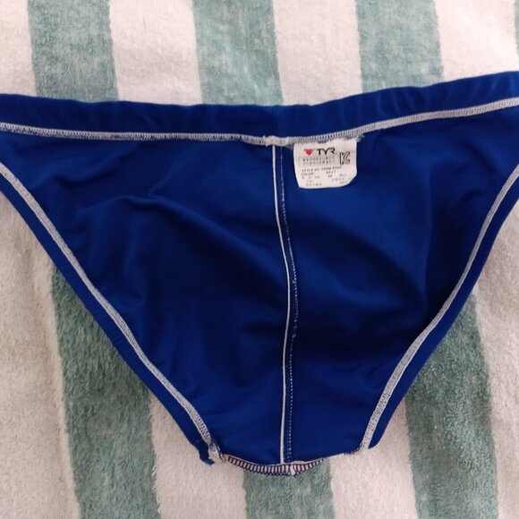 (*) VINTAGE 1" TYR SWIM BRIEF NAVY, KOREAN SIZE "90" (34"-36") (Pre-Owned) - Picture 5 of 8